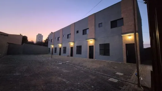 Sobrado com 2 Quartos à venda, 90m² no Jardim Ricetti, São Carlos