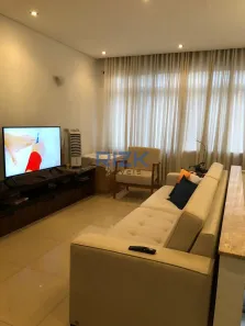 Casa com 3 Quartos para alugar, 240m² no Ipiranga, São Paulo