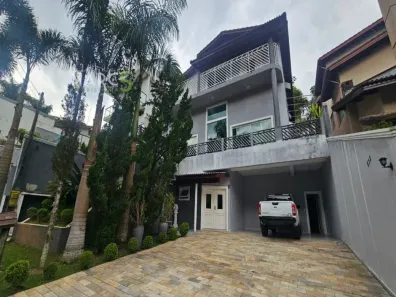Casa de Condomínio com 4 Quartos para alugar, 530m² no Jardim Imperial, Arujá