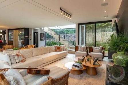 Casa de Condomínio com 4 Quartos à venda, 488m² no Cacupé, Florianópolis