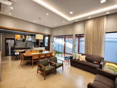 Casa de Condomínio com 3 Quartos à venda, 180m² no Setor 4, Ibiporã