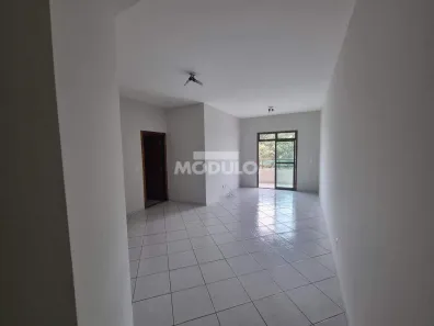 Apartamento com 2 Quartos para alugar, 114m² no Nossa Senhora Aparecida, Uberlândia