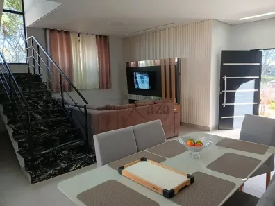 Casa de Condomínio com 3 Quartos à venda, 189m² no Condomínio Residencial Fogaça, Jacareí