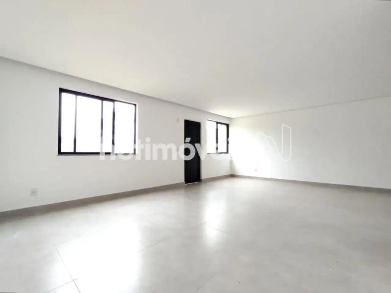 Casa com 3 quartos — Trevo, Belo Horizonte
