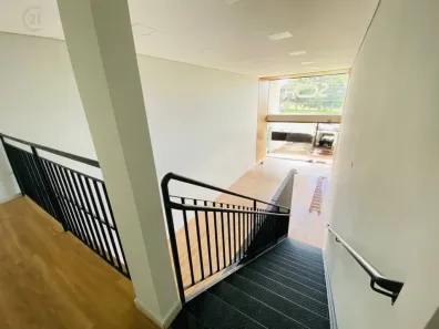 Sala Comercial para alugar, 131m² no Colonial, Londrina