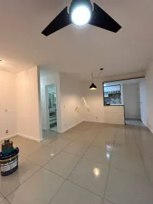 Apartamento com 2 Quartos para alugar, 70m² no Metrópole, Nova Iguaçu