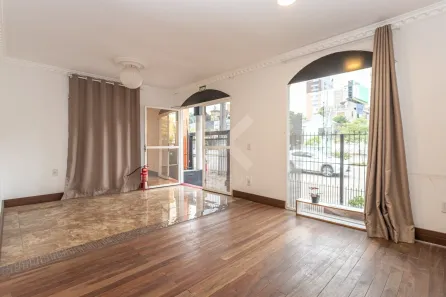 Imóvel Comercial à venda, 112m² no Jardim Botânico, Porto Alegre