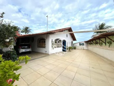 Casa com 5 Quartos à venda, 400m² no Perocão, Guarapari