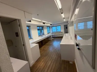 Sala Comercial à venda, 64m² no Cerqueira César, São Paulo