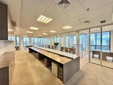 Sala Comercial para alugar, 678m² no Vila Olímpia, São Paulo