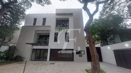 Prédio Comercial para alugar, 692m² no Ibirapuera, São Paulo