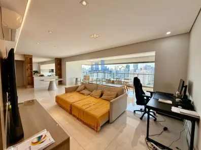 Apartamento com 2 Quartos para alugar, 113m² no Santo Amaro, São Paulo