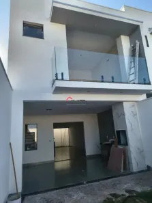 Sobrado com 3 Quartos à venda, 115m² no Aclimação, Uberlândia