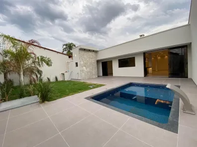 Casa com 3 Quartos à venda, 210m² no Plano Diretor Sul, Palmas
