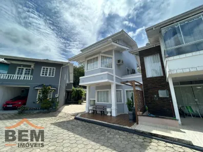 Casa com 3 Quartos à venda, 340m² no Várzea do Ranchinho, Camboriú
