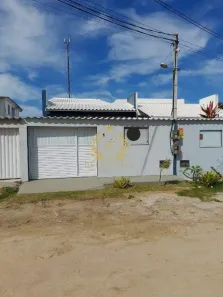 Casa com 2 Quartos à venda, 68m² no Jardim Arco Íris, São Pedro da Aldeia