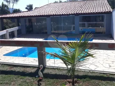 Fazenda/Sítio com 3 Quartos à venda, 170m² no Jardim Mirantes de Ipanema, Araçoiaba da Serra