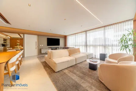 Apartamento com 3 Quartos à venda, 159m² no Mont Serrat, Porto Alegre