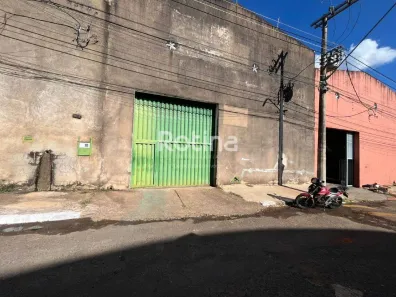 Galpão/Depósito/Armazém para alugar, 400m² no Tibery, Uberlândia