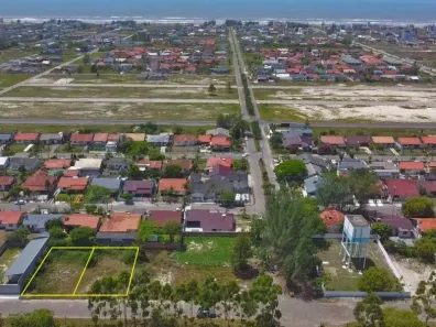 Lote/Terreno à venda, 300m² no , Balneário Gaivota