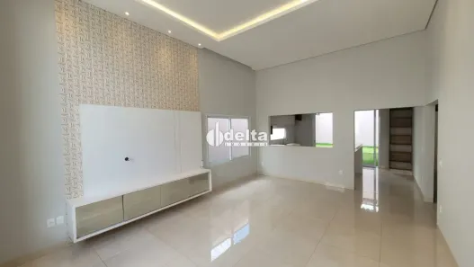 Casa com 3 Quartos à venda, 250m² no Novo Mundo, Uberlândia