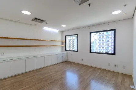 Sala Comercial à venda, 29m² no Indianópolis, São Paulo