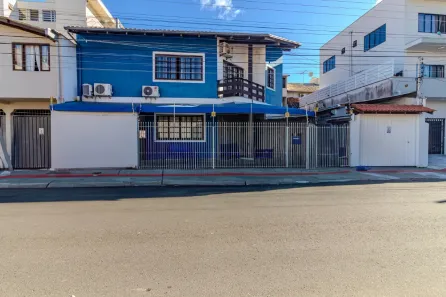 Casa com 2 Quartos à venda, 280m² no Centro, Balneário Camboriú