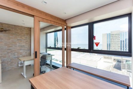 Sala Comercial à venda, 46m² no Praia de Belas, Porto Alegre