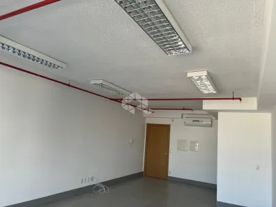 Sala Comercial à venda, 48m² no Independência, Porto Alegre