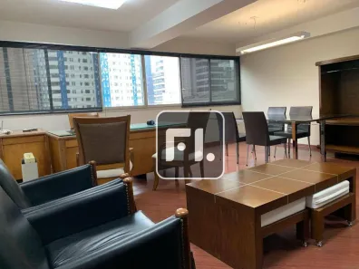 Sala Comercial para alugar, 150m² no Itaim Bibi, São Paulo