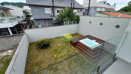 Casa com 3 Quartos à venda, 194m² no Campeche, Florianópolis