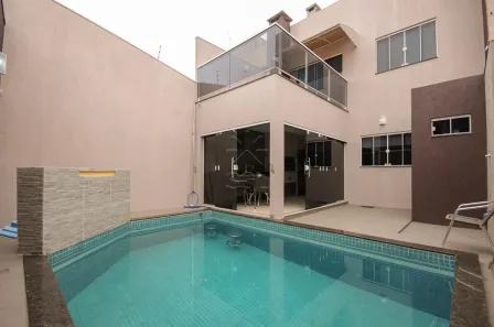 Casa com 3 Quartos à venda, 210m² no Panorama, Foz do Iguaçu