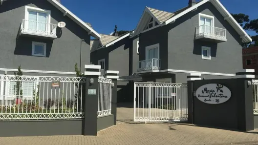 Casa de Condomínio com 4 Quartos à venda, 160m² no Parque das Hortensias, Canela