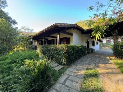 Casa com 7 Quartos à venda, 339m² no Itaipava, Petrópolis