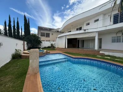 Casa de Condomínio com 6 Quartos para alugar, 387m² no Jardins Lisboa, Goiânia