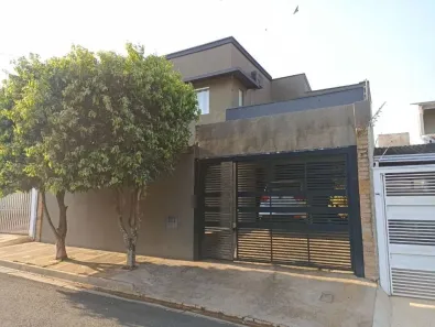 Sobrado com 3 Quartos à venda, 167m² no Parque das Amoras, São José do Rio Preto