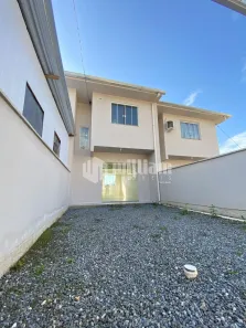 Casa com 2 Quartos para alugar, 61m² no Tomaz Coelho, Brusque