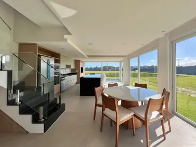 Casa de Condomínio com 3 Quartos à venda, 151m² no XANGRI-LÁ, Xangri-lá