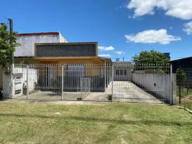 Casa com 2 Quartos à venda, 164m² no Três Vendas, Pelotas