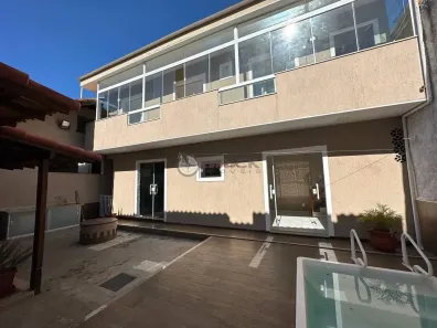 Casa com 3 Quartos para alugar, 105m² no Vale do Paraíso, Teresópolis