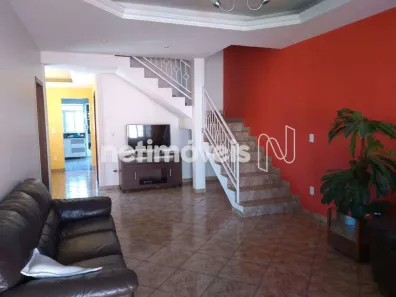 Casa com 4 Quartos à venda, 200m² no Colonial, Contagem