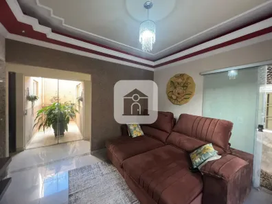 Casa com 3 Quartos à venda, 223m² no Milenium, Araguari