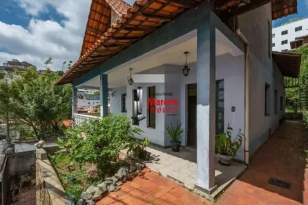Casa com 4 Quartos à venda, 335m² no Alto Caiçaras, Belo Horizonte