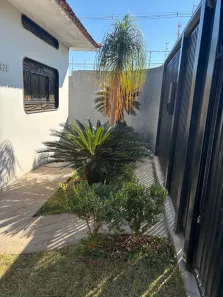 Casa com 3 Quartos para alugar, 180m² no Vila Cristina, São José do Rio Preto