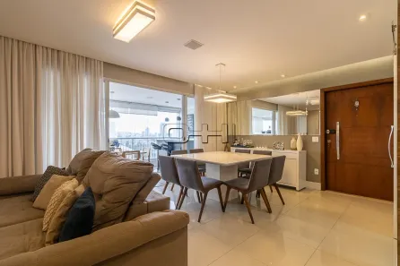 Apartamento com 3 Quartos à venda, 136m² no Santo Amaro, São Paulo