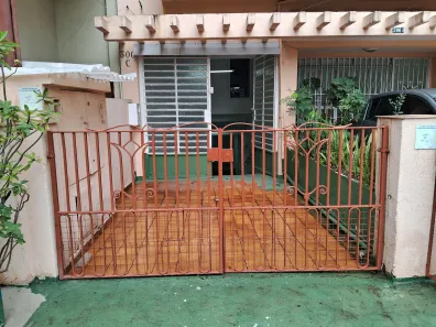 Casa com 1 Quarto para alugar, 400m² no Vila Ipojuca, São Paulo