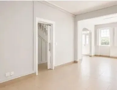 Sobrado com 7 Quartos à venda, 220m² no Liberdade, São Paulo