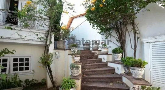 Sobrado com 4 Quartos para alugar, 536m² no Caxingui, São Paulo