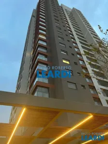 Apartamento com 1 Quarto para alugar, 25m² no Santo Amaro, São Paulo