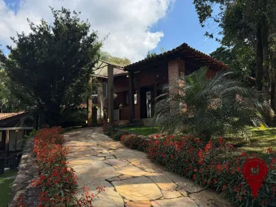 Casa de Condomínio com 4 Quartos à venda, 440m² no Ville de Montagne, Nova Lima